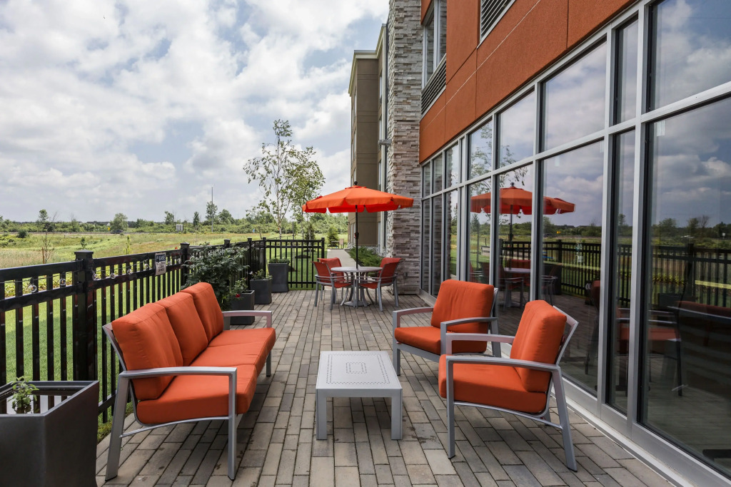 Holiday Inn Express & Suites - Welland