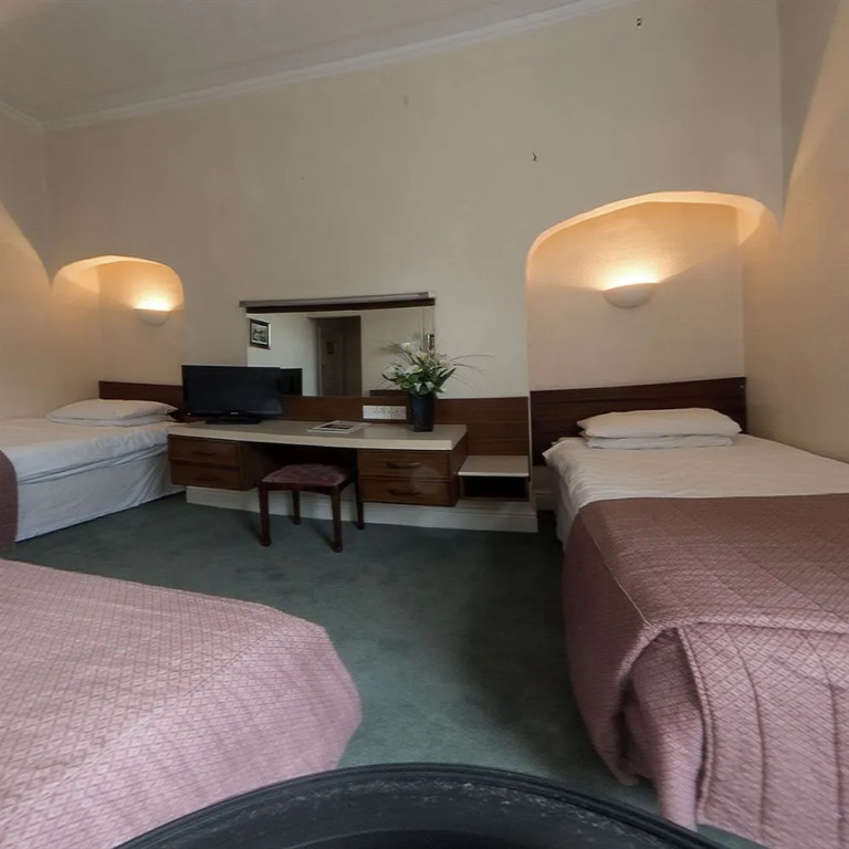 The Newington Hotel