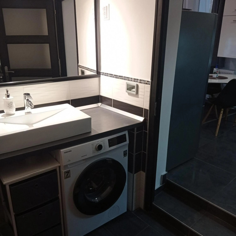 DownTown DeLuxe Apartment