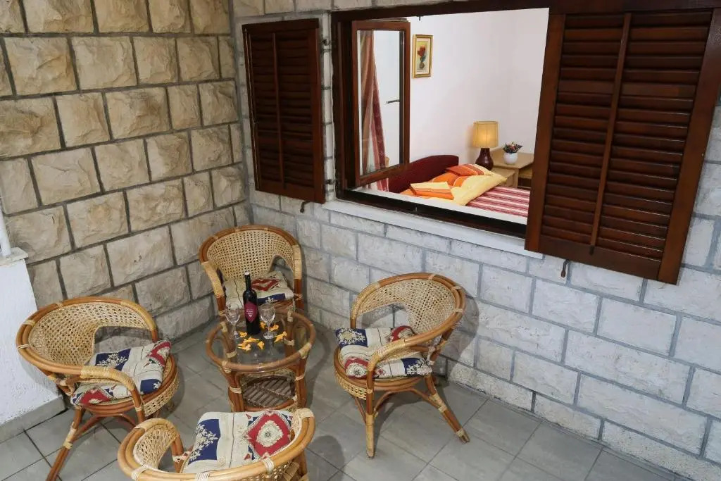 Apartment Gitara