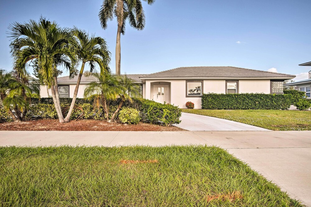 Marco Island Home w/ Pool Near Tigertail Beach!