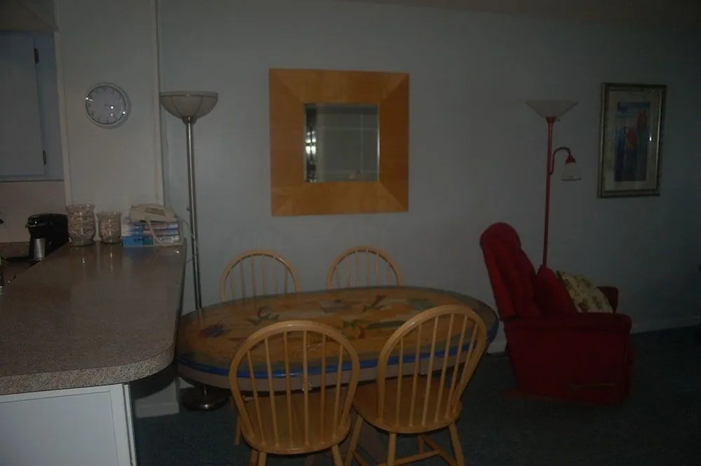 Palmetto Dunes, Unit 304 - 2 Br Condo