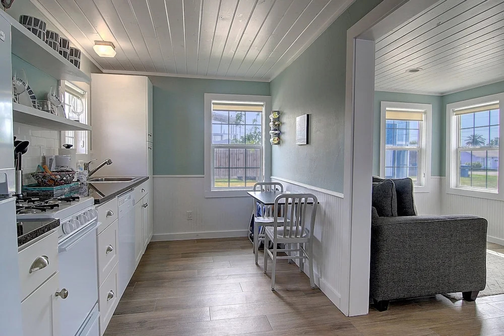 Beach Daze Ss523d 1 Bedroom Condo