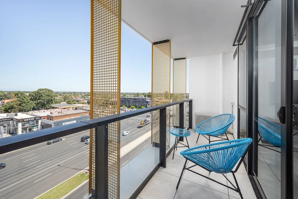 Oros Hotel and Apartments