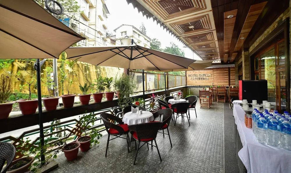 Hotel Tarcon
