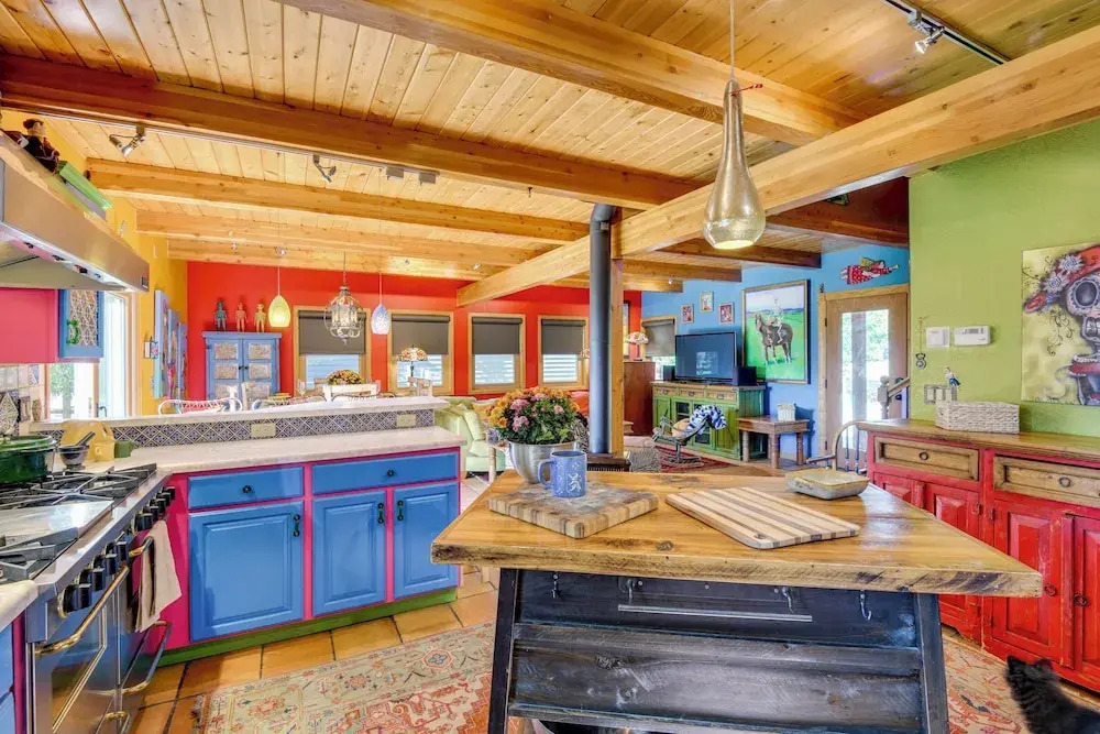 Bike, Hike & Ski: Artsy Steamboat Springs Retreat!