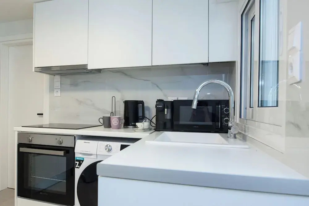 Cozy 1 Bd Basement Apt in Pagrati
