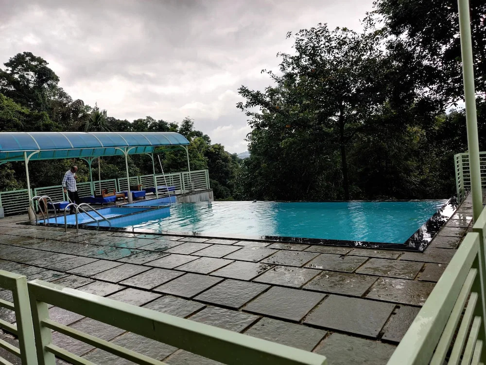 Woodrose Resort