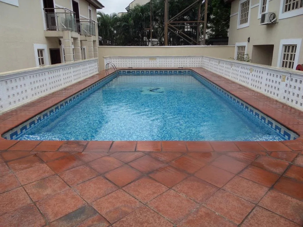 Noahs Ark Hotel & Suites