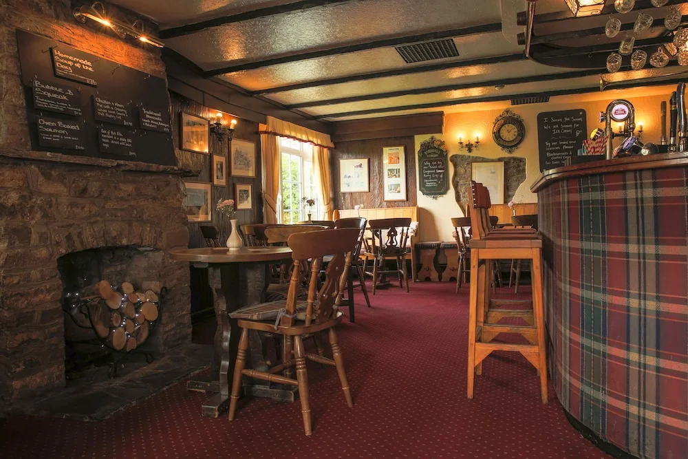 The Greyhound Inn and Hotel