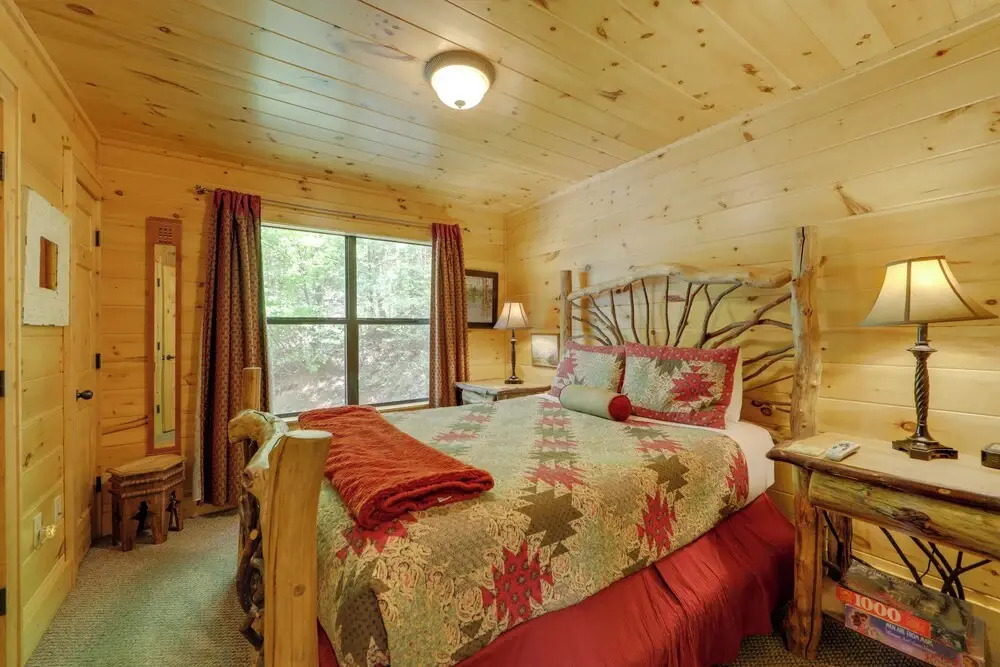 Book Now for Polar Express: Bryson City Cabin