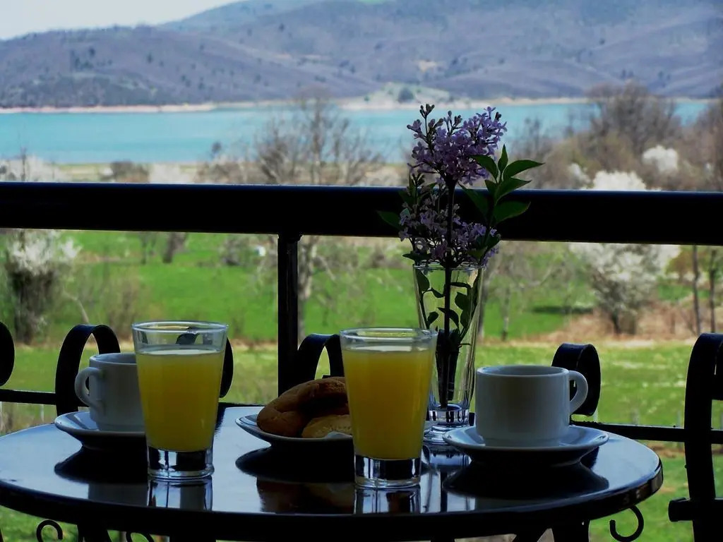 Pezoula Hotel