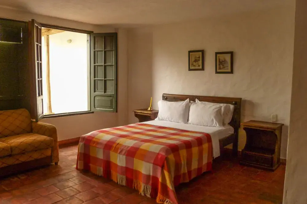 Hotel Mision Santa Barbara
