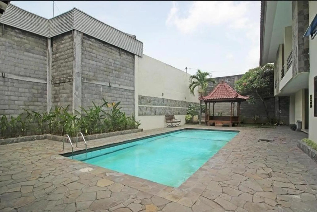 Teras Solo Syariah Guest House