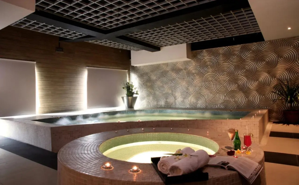 Grand City Hall Hotel & Serviced Residences