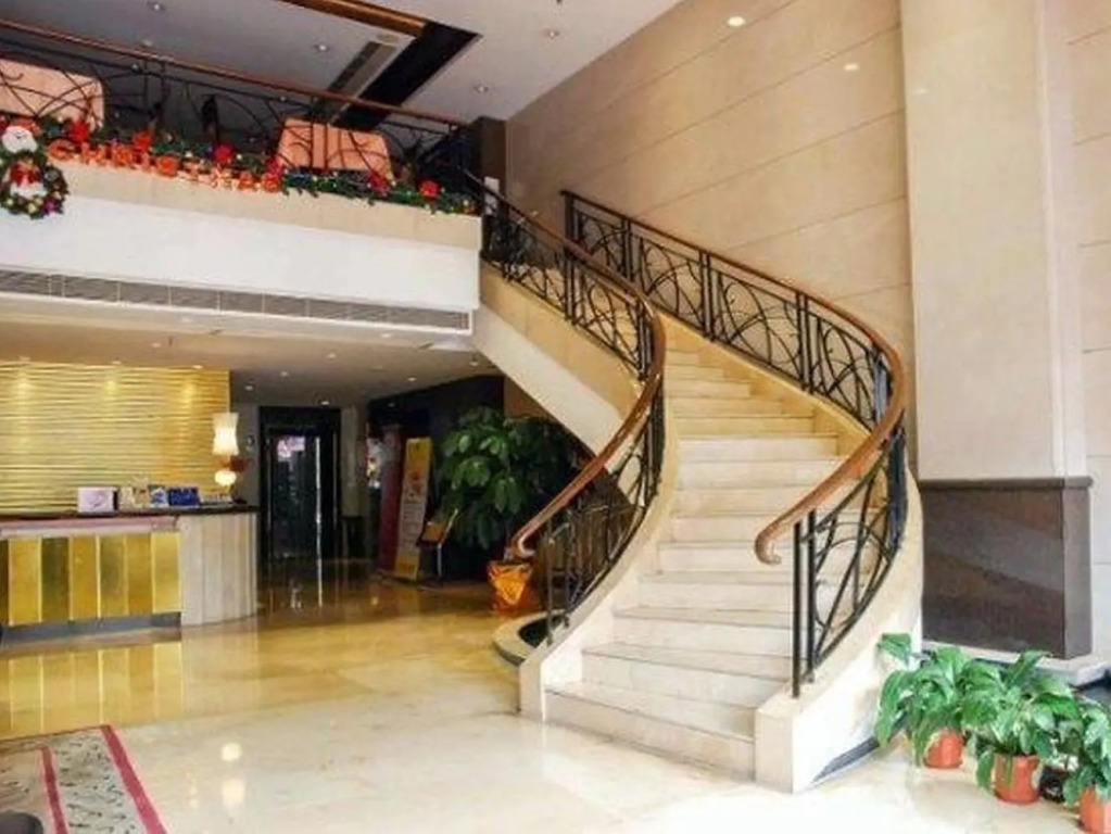 Global Business Hotel