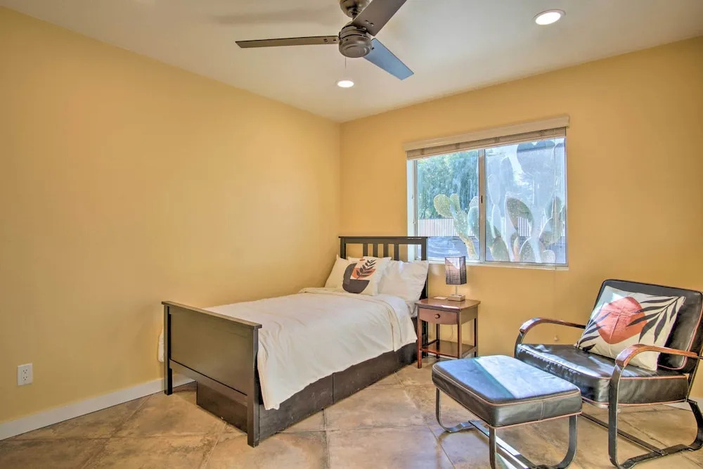 Eastside Home w/ Pool Near Hiking