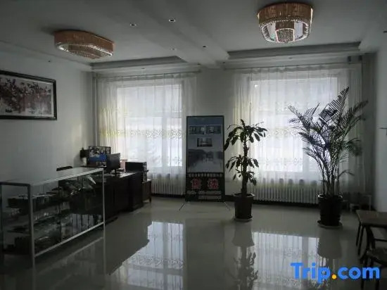 Yabuli Qingyun County Xin Ding Apartment Hotel