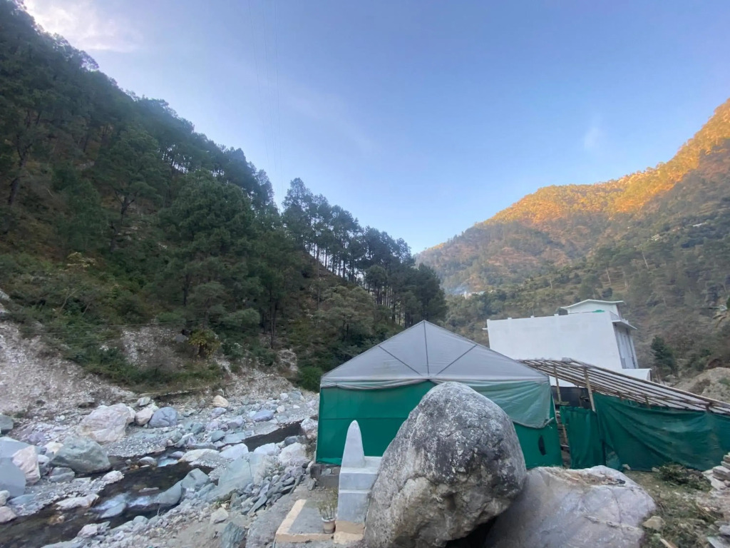 Chirag Homestay Kainchi