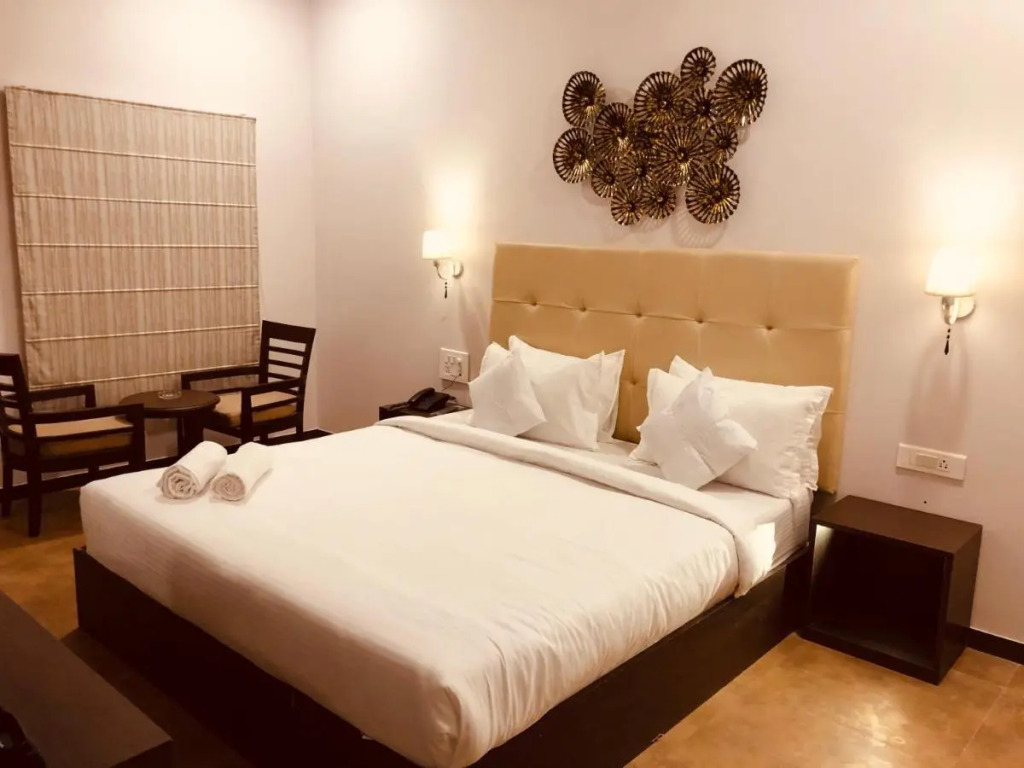 Aurum Resorts Morjim, 500 meters from Beach