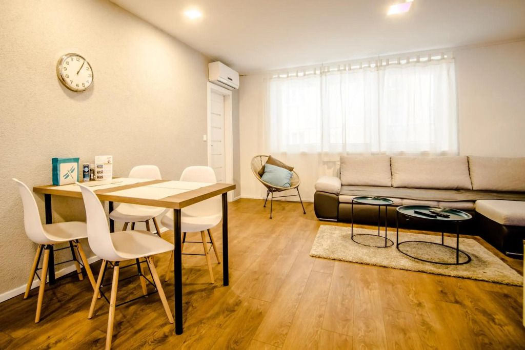 Central apartments by Kovee