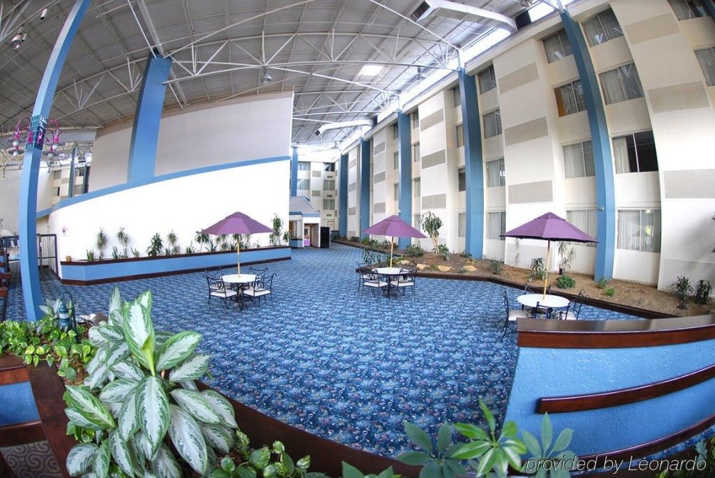 The Moraine Inn Suites & Conference Center