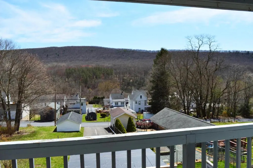 Mountain View Suites