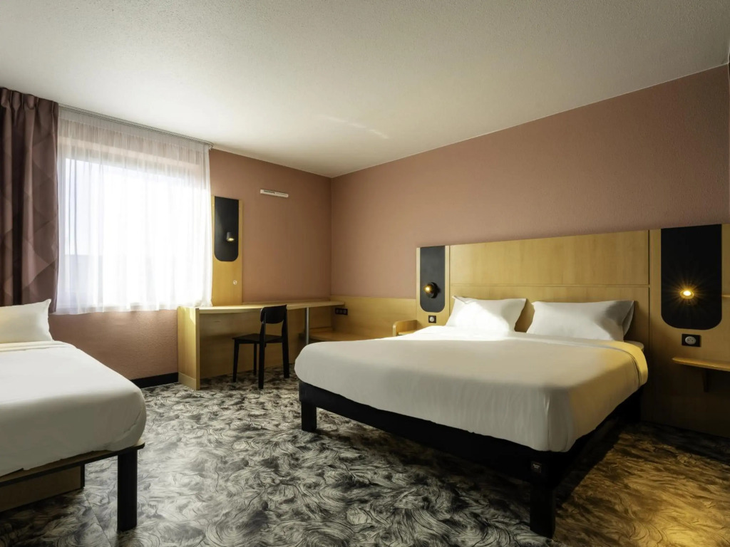 B&B HOTEL Maubeuge Gare