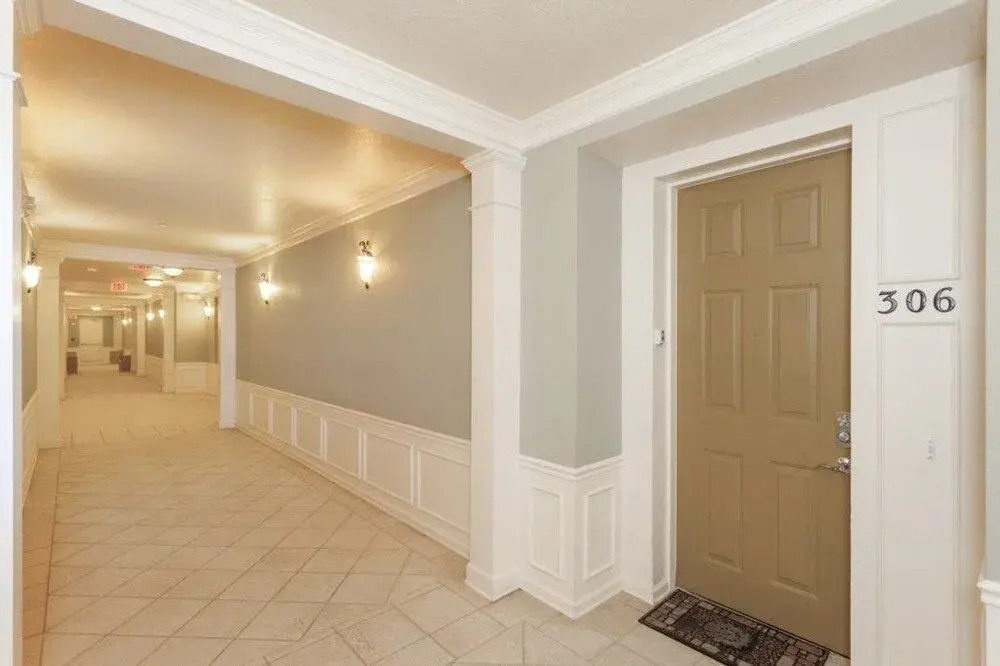 4804 Cayview Ave 306 3 Br condo by RedAwning