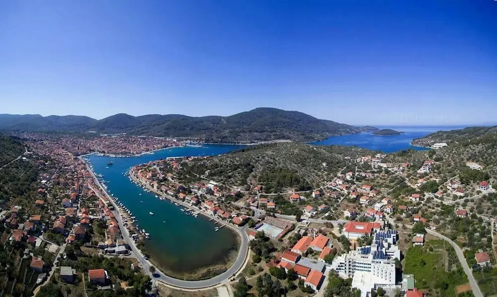 Sea View Apartment With Terrase Vl