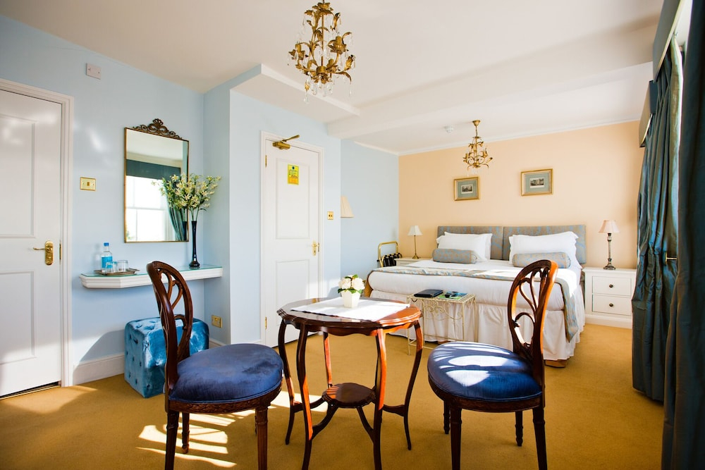 Pier View Self Catering Apartments