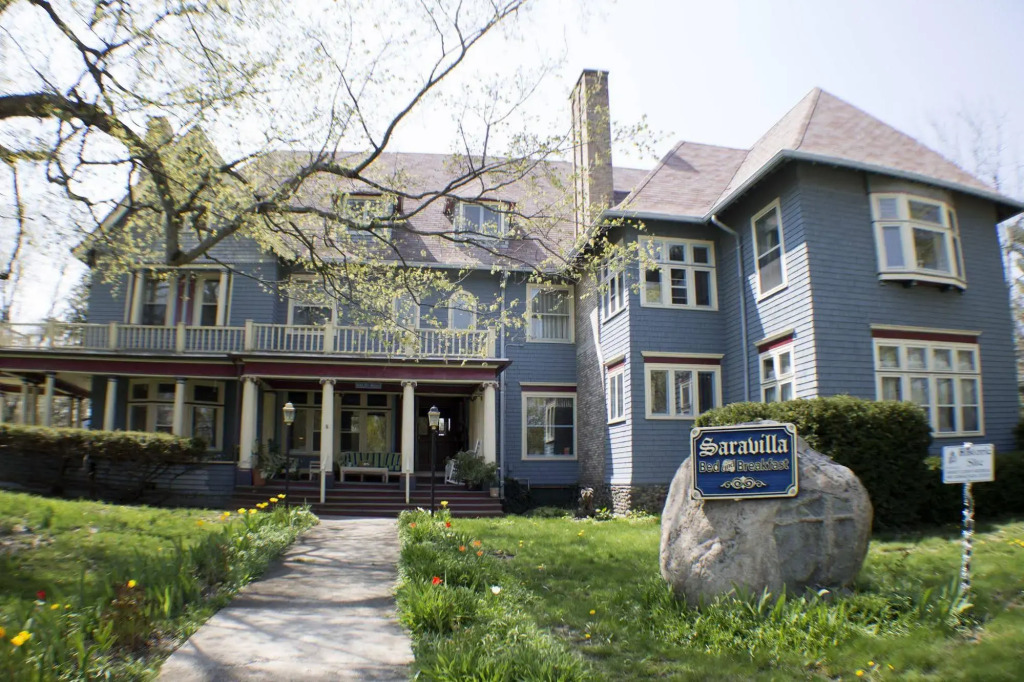 Saravilla Bed & Breakfast