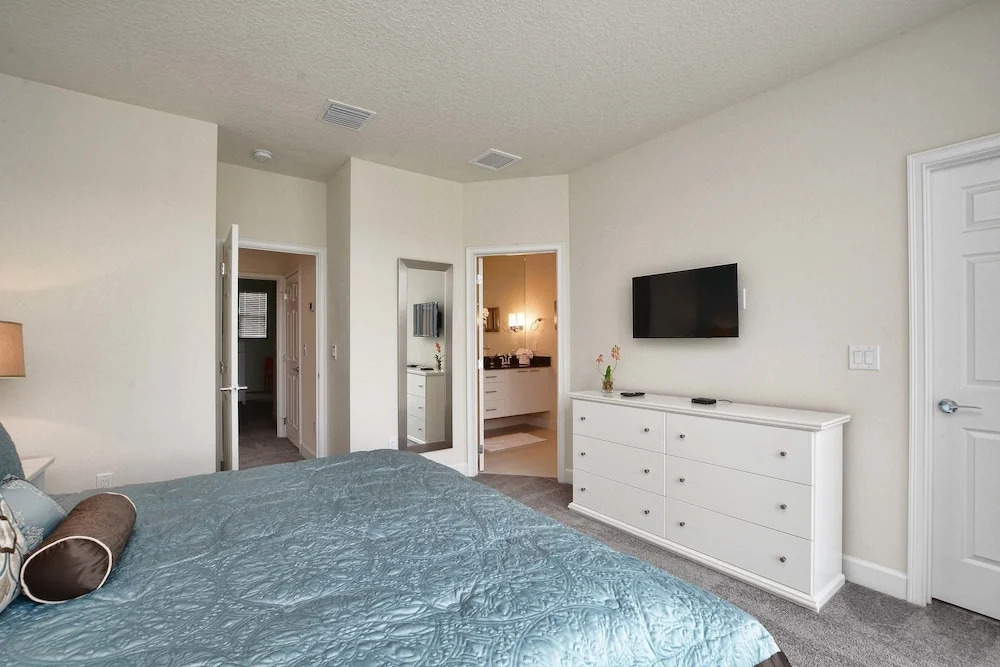 Serenity - 3 Bed Townhouse w/splashpool-5105SY