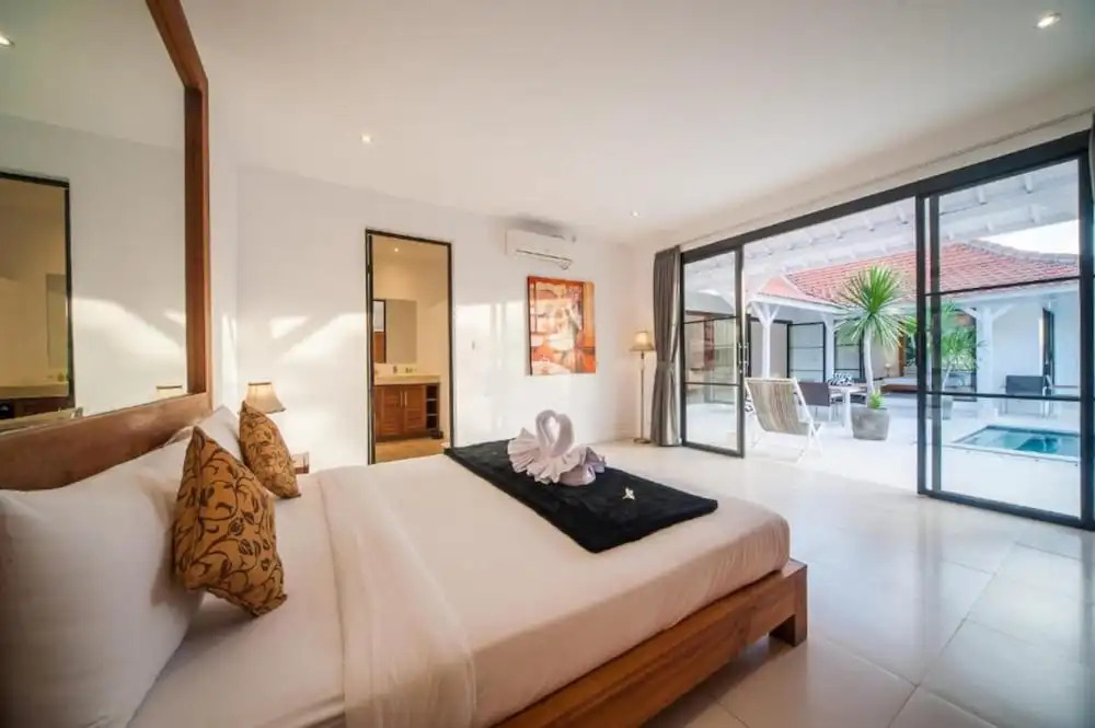 Specious 3Bedroom Rakuen Villa Canggu