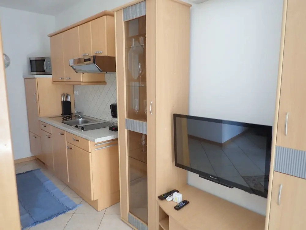 Asja-on Quiet Location and With Beautiful Garden