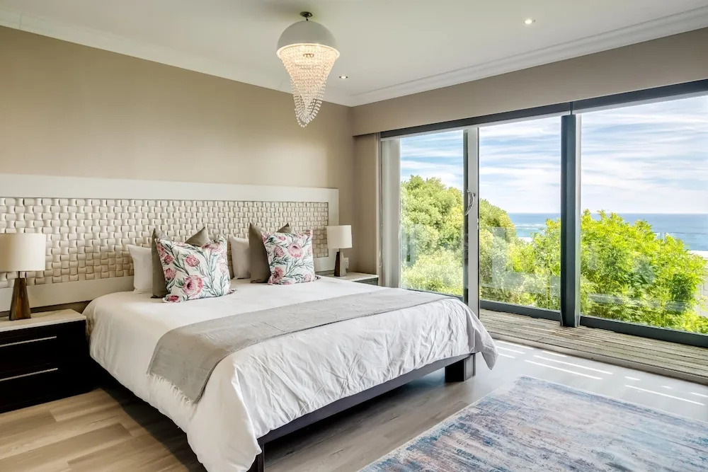 Stylish Camps Bay Home With Sea Views Beleza Villa