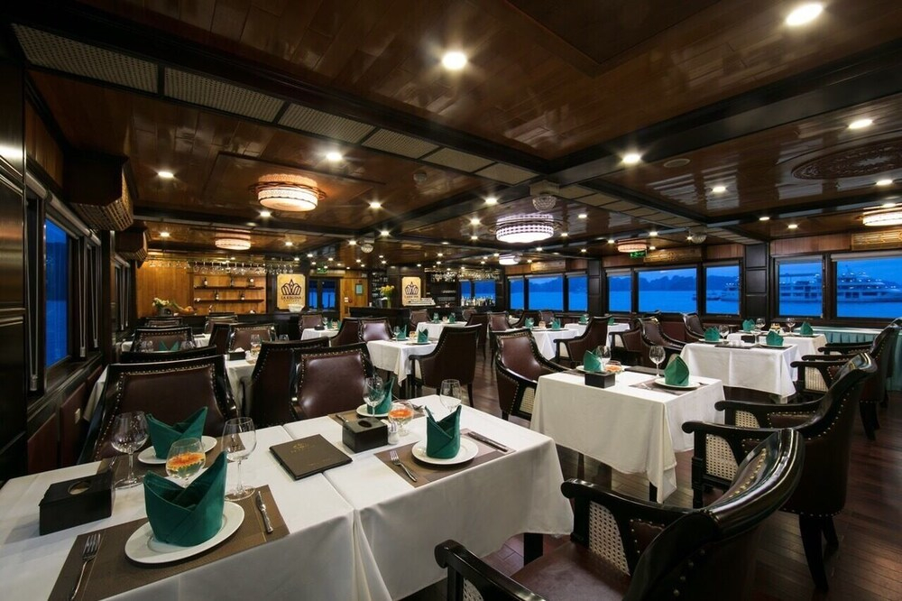 Halong Deluxe 1 Cruise