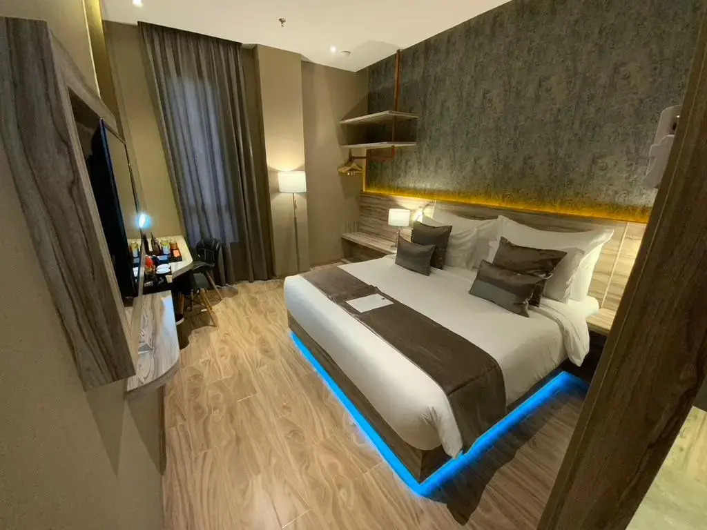 De Paris Hotel