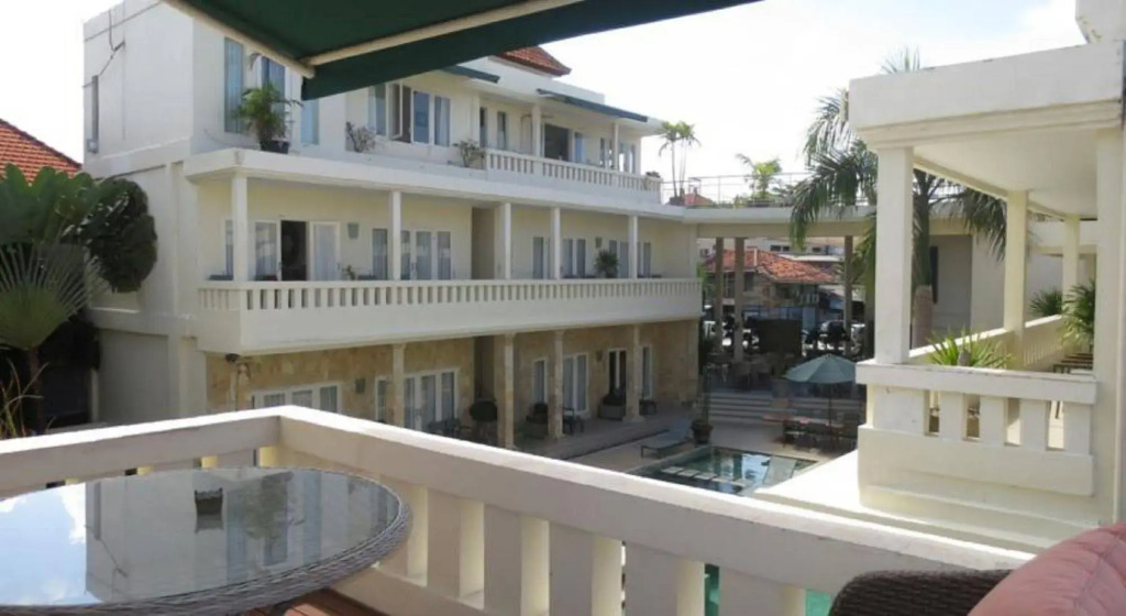 Bali Court Hotel & Apartment