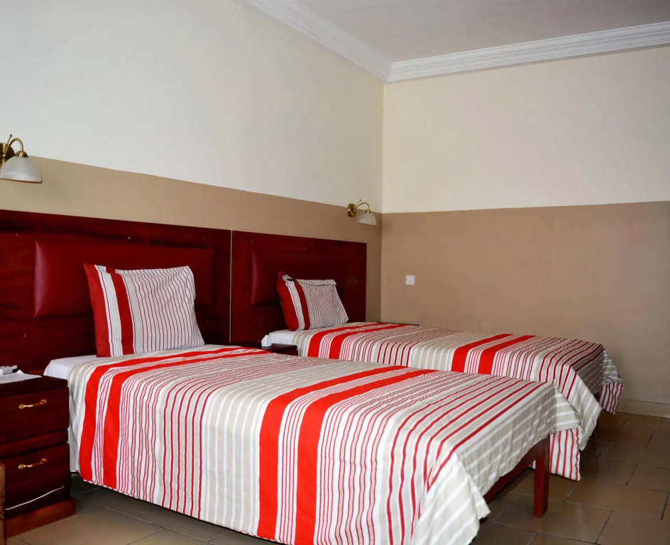 Kunta Kinte Hotel