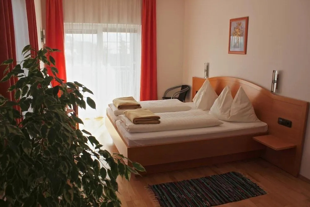 Garni Hotel Villa Tamara