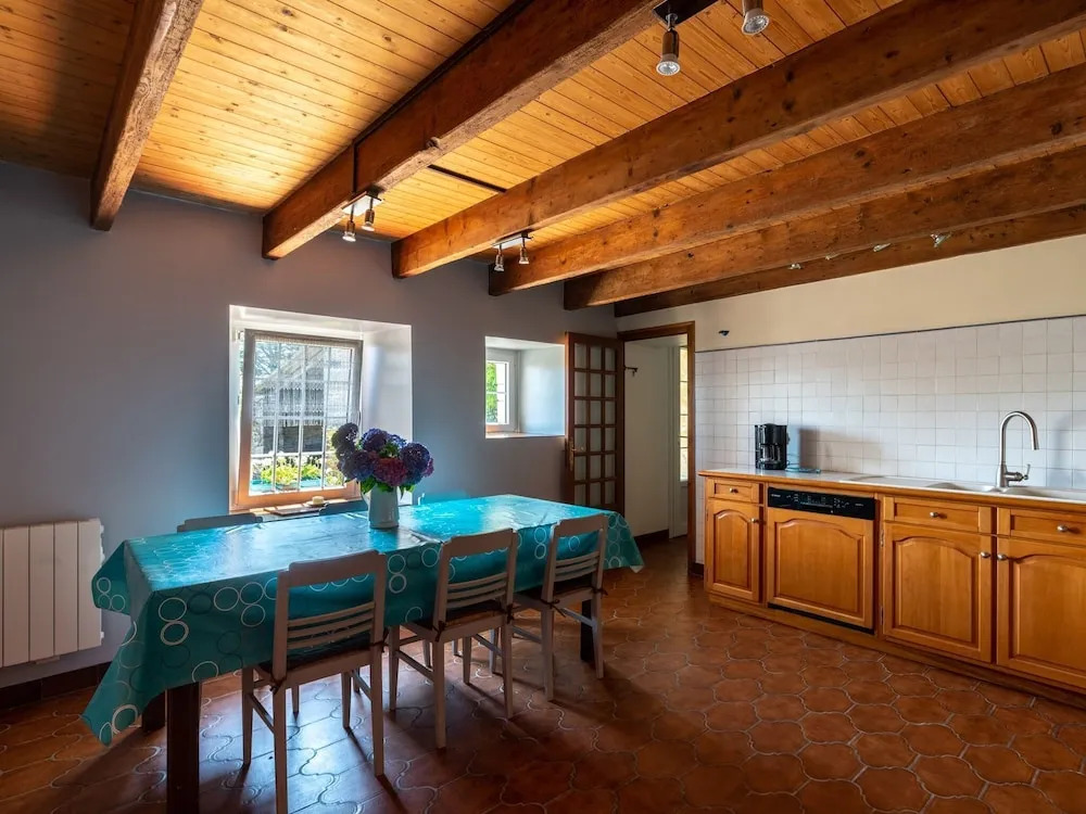 Modern holiday home in Plouhinec