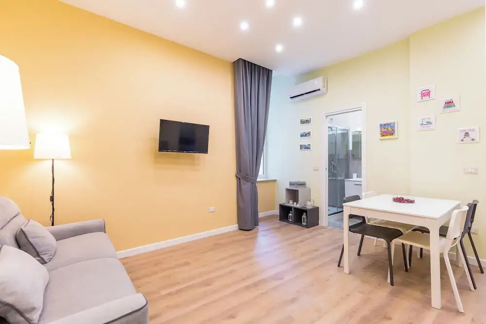 San Marcellino Cool and Central by Napoliapartments