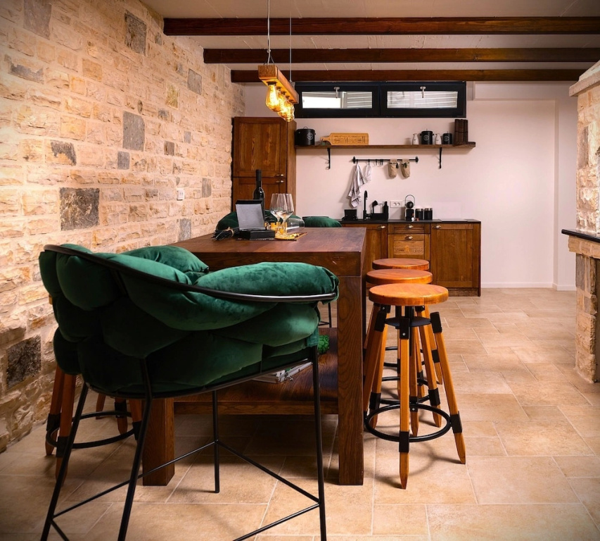 Villa Santa with heated pool