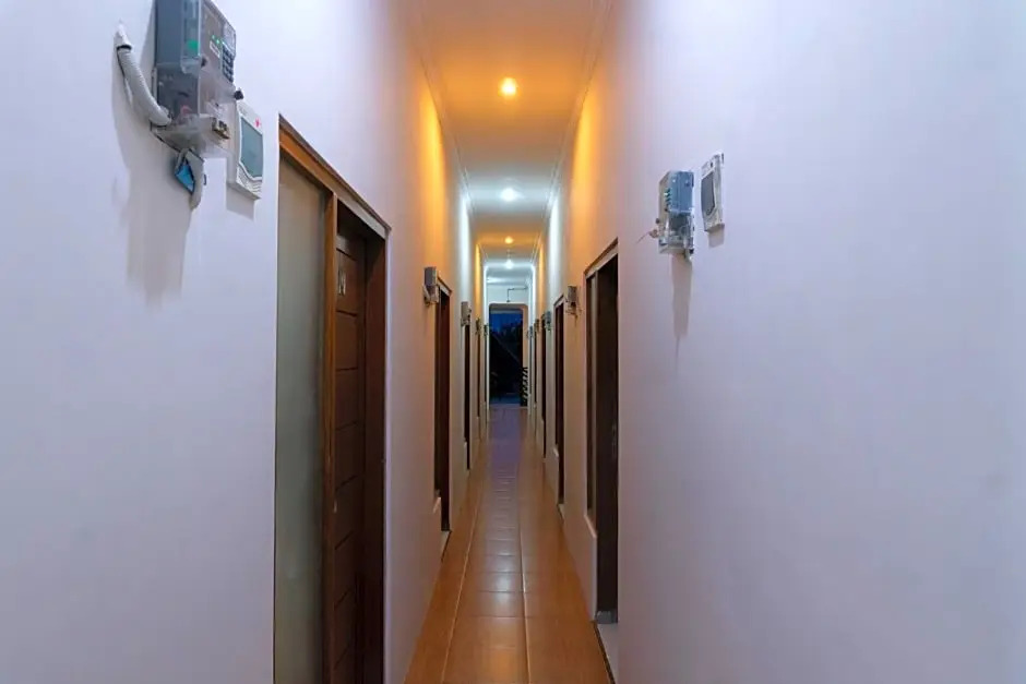 OYO Life 3227 Kost Putri Harmony