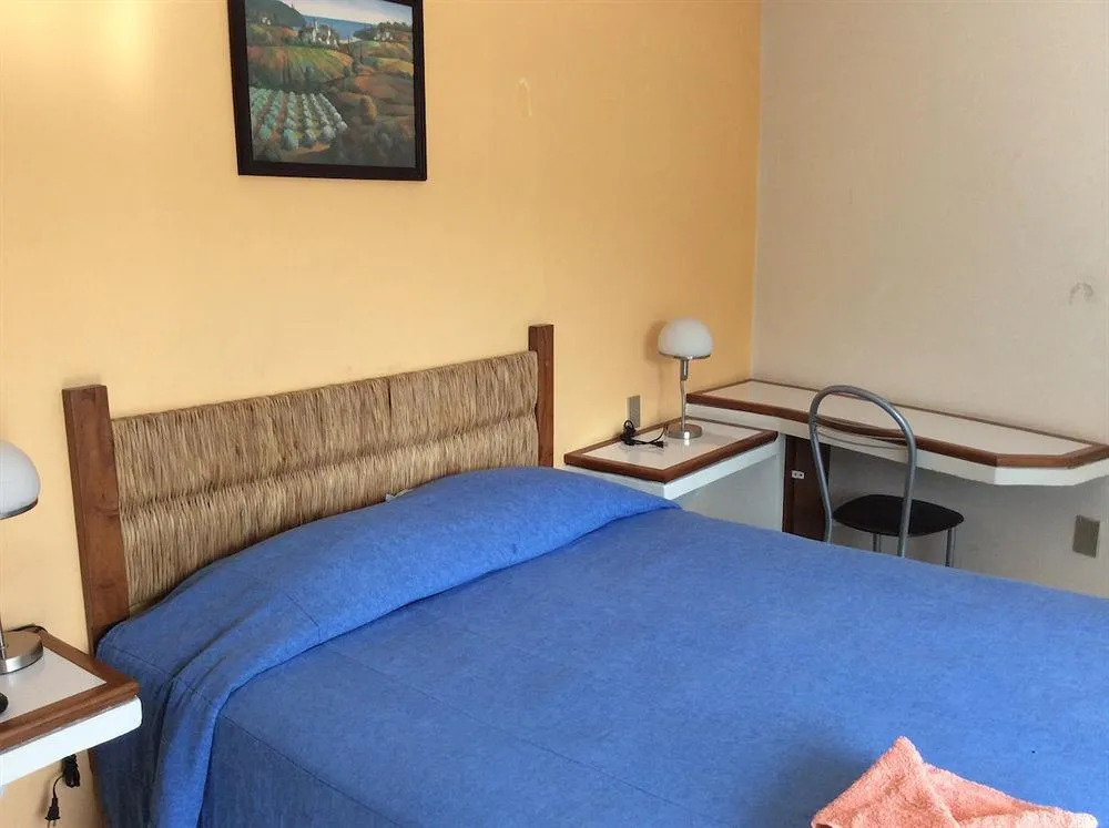 Hotel Suites Regina