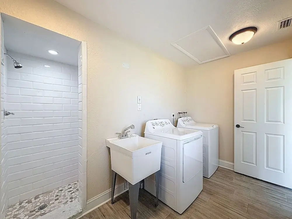 2631 Cedarglen Drive