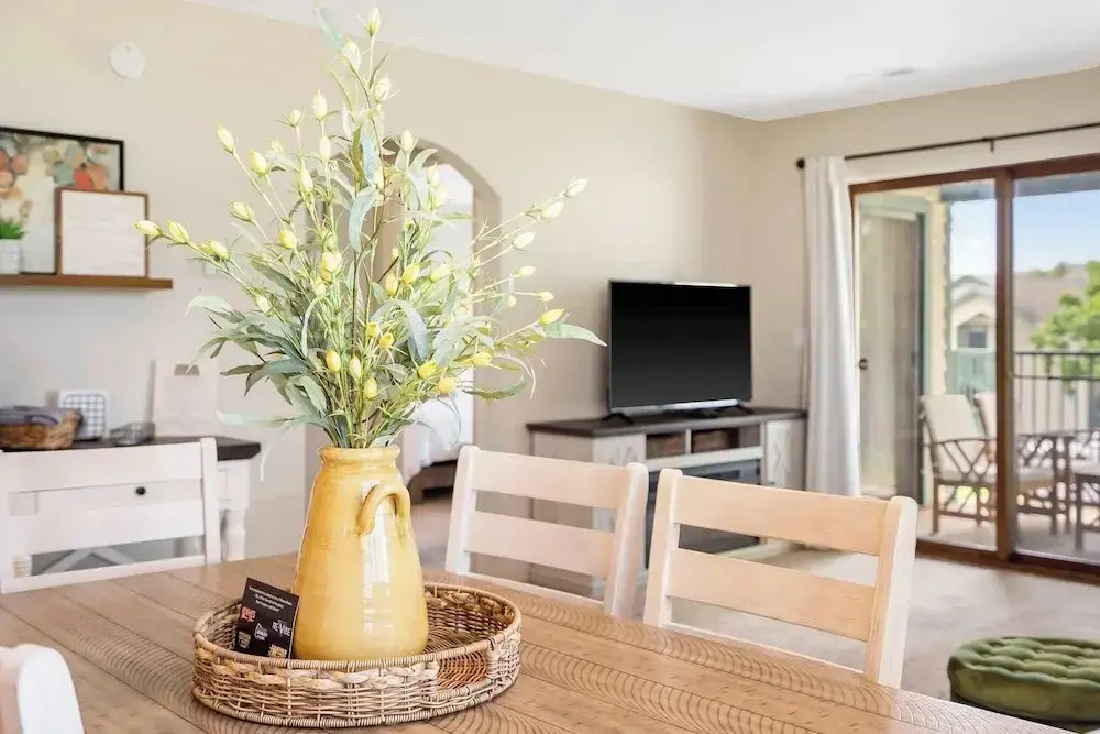 Branson Cozy Bungalow in Premier Location!