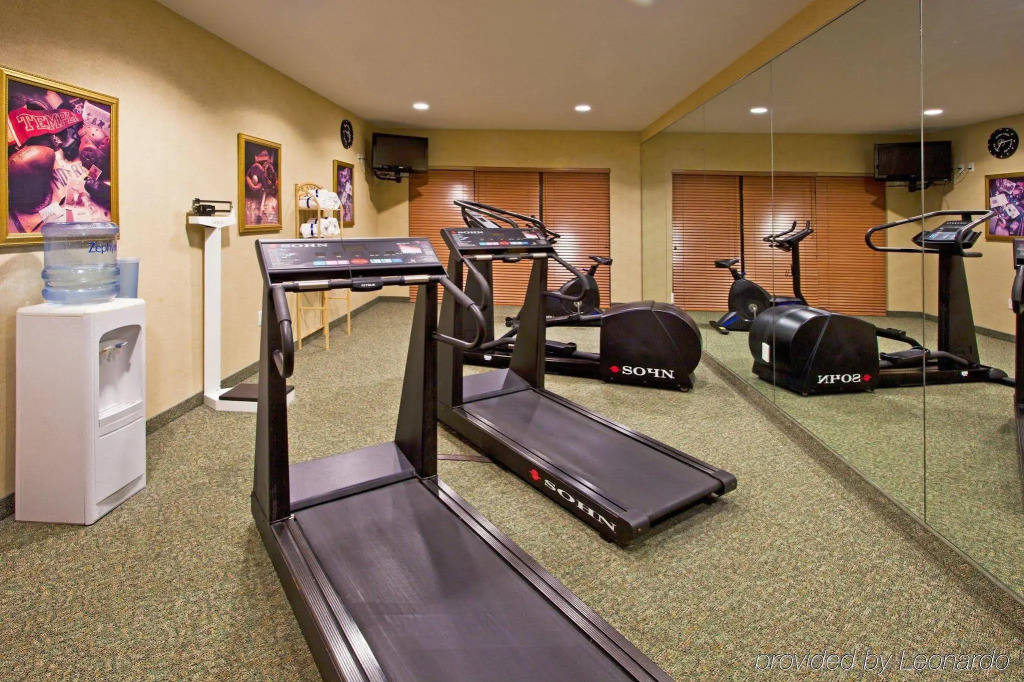 Holiday Inn Express Hotel & Suites Tampa-Anderson Road-Veterans Exp by IHG