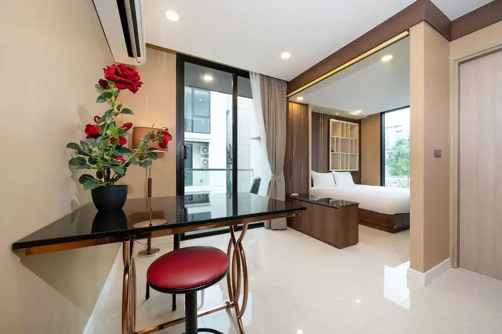 Elegant Suite B603 at Viva Patong Condo